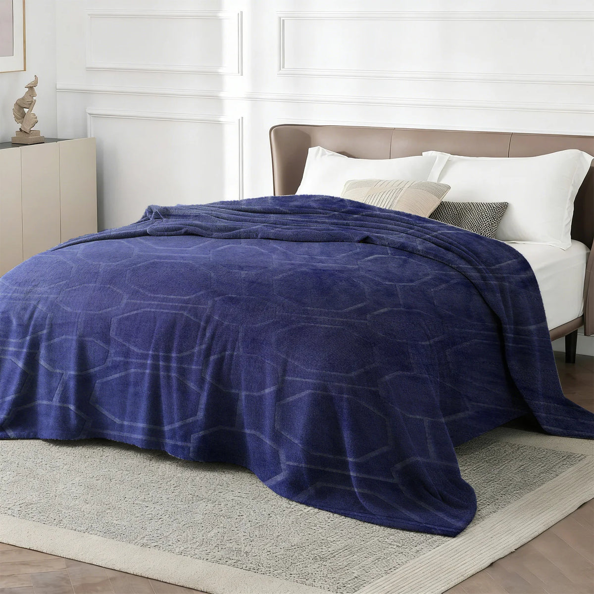 ROSEKIND Soft Faux Fur Rabbit Blanket For Living Room